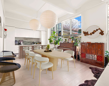 338 Berry Street - Photo Thumbnail 1