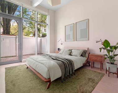338 Berry Street - Photo Thumbnail 4