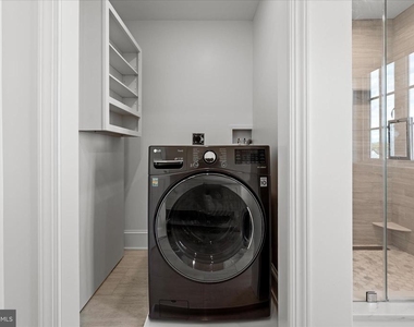 6 E Cecil St - Photo Thumbnail 26