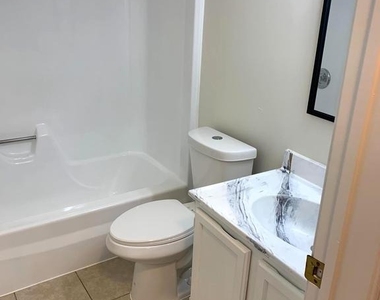 37 Bayou Drive - Photo Thumbnail 4