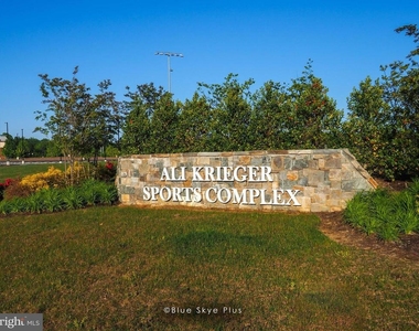 18157 Red Mulberry Road - Photo Thumbnail 35