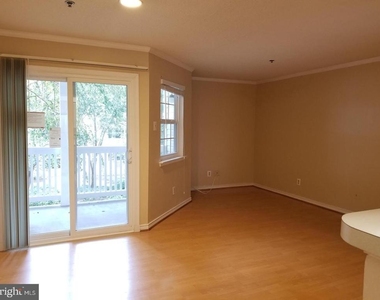 1504 Lincoln Way - Photo Thumbnail 2
