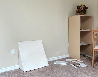 10204 Ashbrooke Court - Photo Thumbnail 6