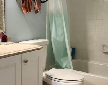 10204 Ashbrooke Court - Photo Thumbnail 5