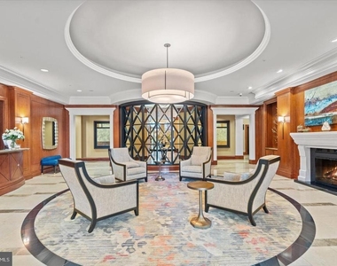 8220 Crestwood Heights Drive - Photo Thumbnail 4