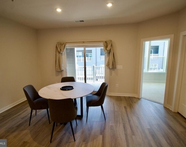 4619 Olivine Drive - Photo Thumbnail 5