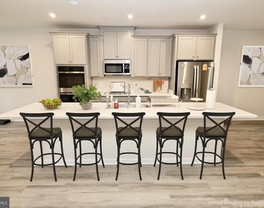 4619 Olivine Drive - Photo Thumbnail 2