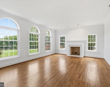 1051 Kelso Road - Photo Thumbnail 5