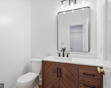 1051 Kelso Road - Photo Thumbnail 14