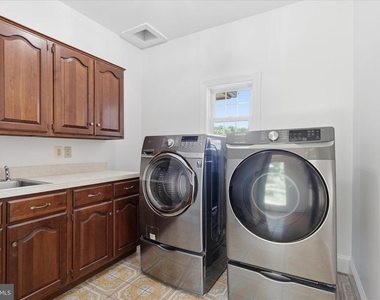 1051 Kelso Road - Photo Thumbnail 15