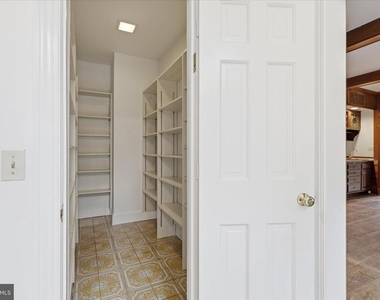 1051 Kelso Road - Photo Thumbnail 11