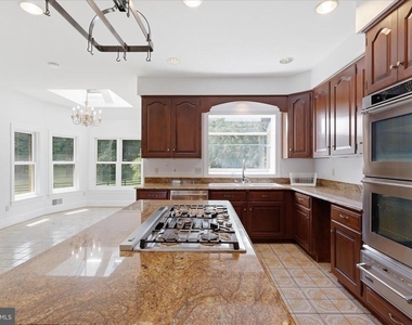 1051 Kelso Road - Photo Thumbnail 9
