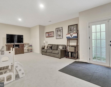 5231 Winter View Drive - Photo Thumbnail 64