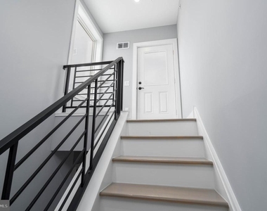 2323 E Cabot Street - Photo Thumbnail 23