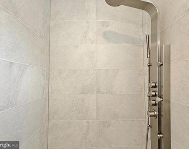 1404 N 21st Street - Photo Thumbnail 6