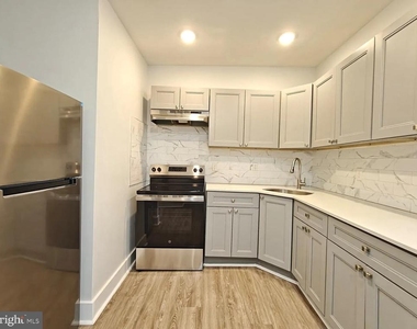 1404 N 21st Street - Photo Thumbnail 1