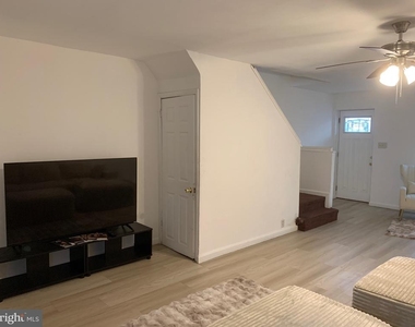 3449 F Street - Photo Thumbnail 4