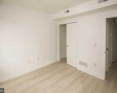 1250 N Taney - Photo Thumbnail 7