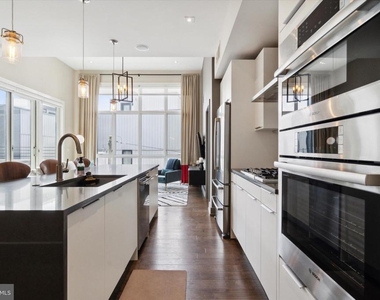 620 N 3rd Street - Photo Thumbnail 5