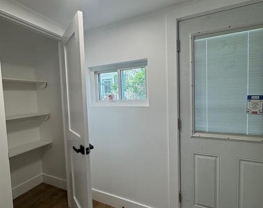2931 Turner Street - Photo Thumbnail 9