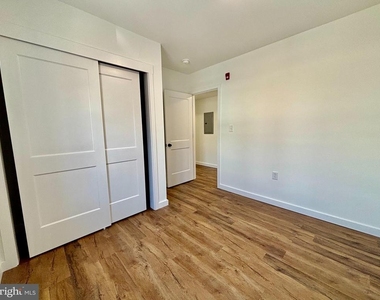5819 Theodore Street - Photo Thumbnail 9