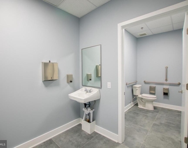 1420 Point Breeze Avenue - Photo Thumbnail 20