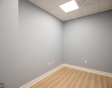 1420 Point Breeze Avenue - Photo Thumbnail 22