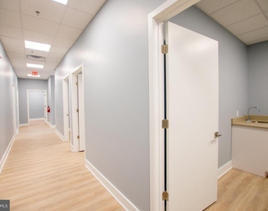1420 Point Breeze Avenue - Photo Thumbnail 18