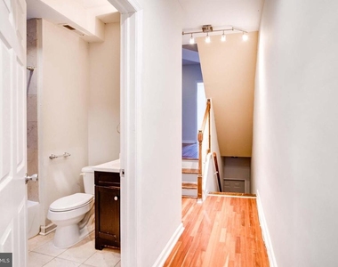 2905 W Girard Avenue - Photo Thumbnail 10