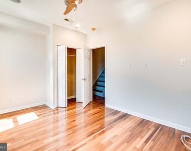 2905 W Girard Avenue - Photo Thumbnail 17