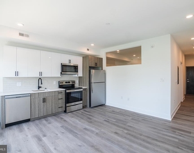 1420 Point Breeze Avenue - Photo Thumbnail 5