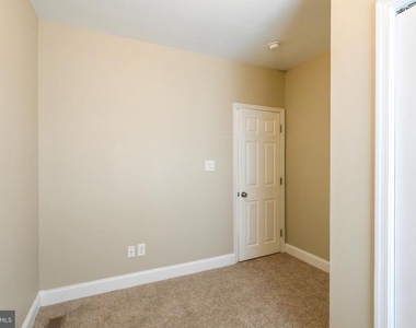 137 Durfor Street - Photo Thumbnail 24