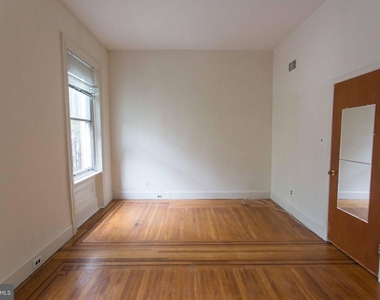 723 Spruce Street - Photo Thumbnail 13