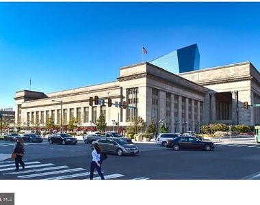 201 S 25th Street - Photo Thumbnail 4
