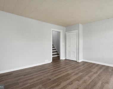 192 Dupont Street - Photo Thumbnail 8