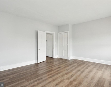 192 Dupont Street - Photo Thumbnail 9