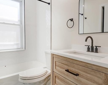 5709 Baltimore Avenue - Photo Thumbnail 28