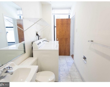 1411-3 Walnut Street - Photo Thumbnail 15