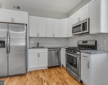 410 Diamond Street - Photo Thumbnail 1
