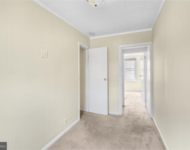 2033 E Letterly Street - Photo Thumbnail 16