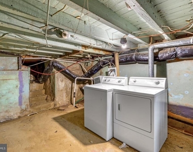 2033 E Letterly Street - Photo Thumbnail 19