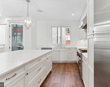 138 S Front Street - Photo Thumbnail 12