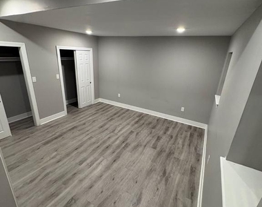 1813 S 23rd Street - Photo Thumbnail 6