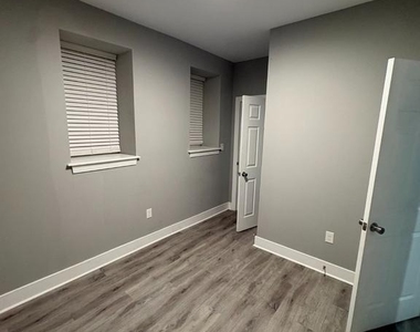 1813 S 23rd Street - Photo Thumbnail 9