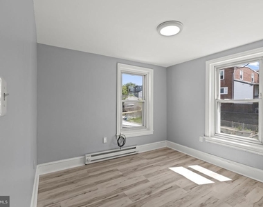 106 W 5th Street - Photo Thumbnail 17