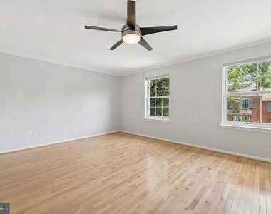606 Coates Lane - Photo Thumbnail 4