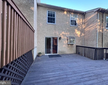 606 Coates Lane - Photo Thumbnail 13