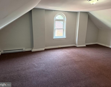 310 N Charlotte Street - Photo Thumbnail 21