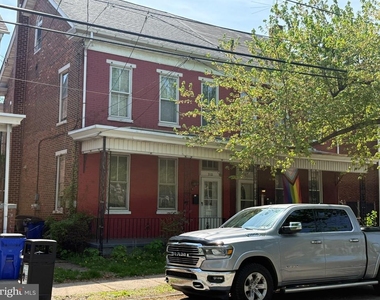 310 N Charlotte Street - Photo Thumbnail 26