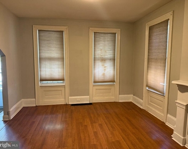 310 N Charlotte Street - Photo Thumbnail 5